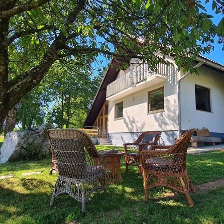 Forestside House Gacka With Relax Area Sinac Luaran gambar